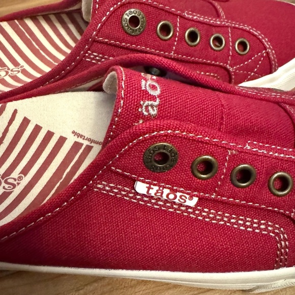 Taos EZ Soul Slip On Canvas Sneaker Backless Red Casual Comfort Shoe Women 7.5 - Picture 4 of 5